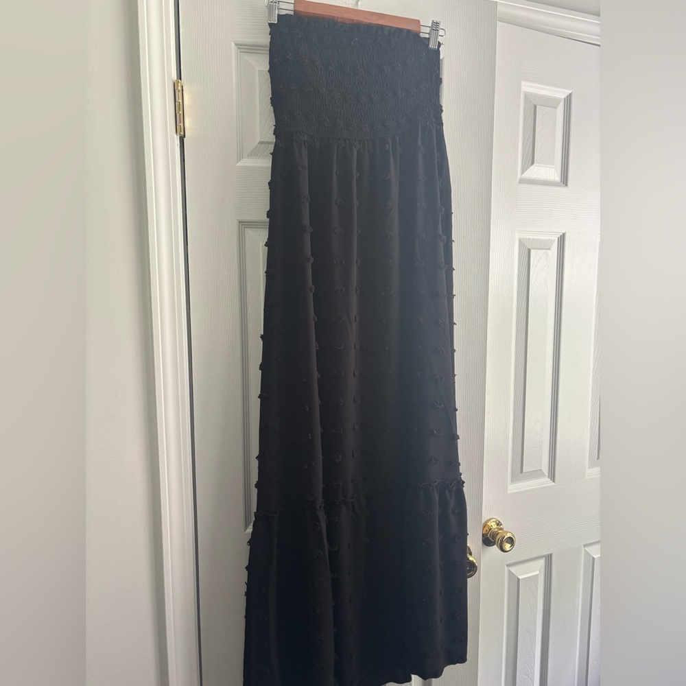 Sophisticated Black Strapless Maxi Dress